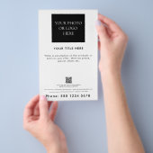 Professionele Zakelijke Logo Foto Promotie Flyer (Hand)