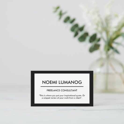 Professionele zwarte en witte sociale media visitekaartje (Staand voorkant)