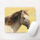 Profiel van beige paarden muismat (Met muis)
