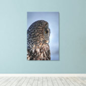 Profiel van Great Grey Owl Wildlife Fotoportret Canvas Afdruk (Insitu (Houten vloer))