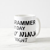 Programmer Deadly Ninja bij nacht Koffiemok (Voorkant rechts)