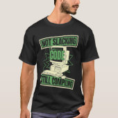 Programmer die ontwikkelaarcoder niet programmeert t-shirt (Voorkant)