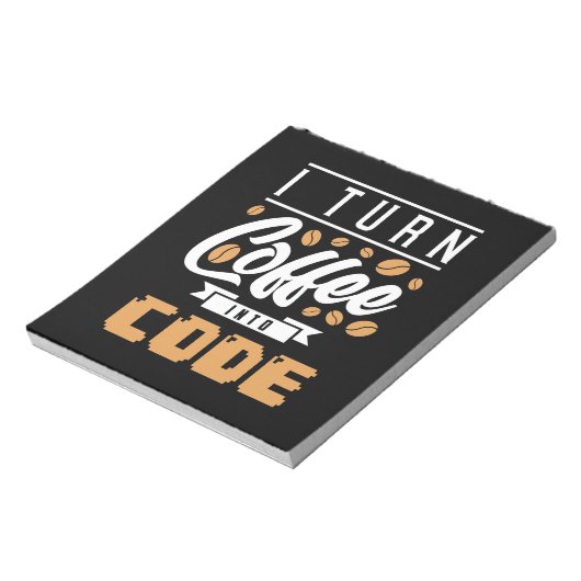 Programmer zet koffie in code notitieblok (Linkerzijde)