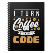 Programmer zet koffie in code notitieboek (Voorkant)