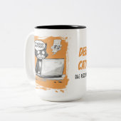 Programmeur Kat Humor Debuggen is Catastrofaal Tweekleurige Koffiemok (Voorkant links)