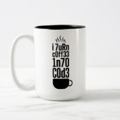 Programmeurshumor – Koffie in code Tweekleurige Koffiemok (Links)