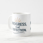 Progress, not perfection - Tea Mug Koffiemok (Voorkant links)