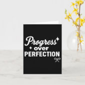 Progress Over Perfection Motivational Christian Se Kaart (Gele Bloem)