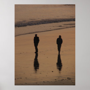 promenade en paar au crépuscule poster