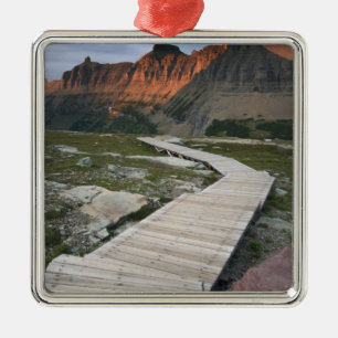 Promenade in Waterton Glacier International Metalen Ornament