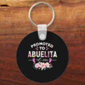 Promoted To Abuelita Est 2026 New Spanish Grandma  Sleutelhanger (Voorkant)