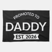 Promoted To Daddy Est. 2026 II Theedoek (Horizontaal)