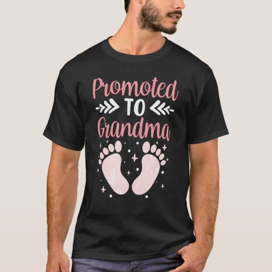 Promoted To Grandma Cute First Time Grandparent Pr T-shirt (Voorkant)
