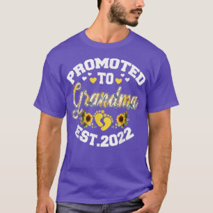 Promoted To Grandma Est 2022 Sunflower Floral Deco T-shirt
