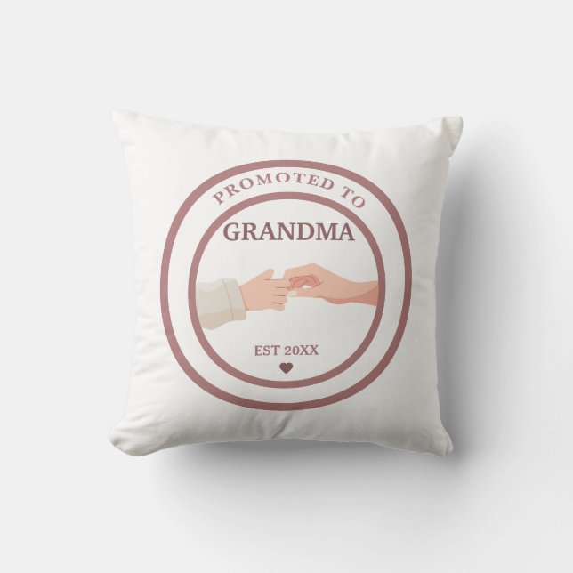 Promoted to Grandma Est. 20XX Throw Pillow Kussen (Voorkant)