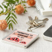 Promoted to Grandma ladybugs peach Sleutelhanger (Zijkant)