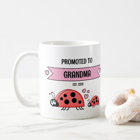 Promoted to grandma ladybugs pink koffiemok (Met donut)