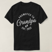 Promoted To Grandpa 2022 For First Time Fathers Ne T-shirt (Design voorkant)