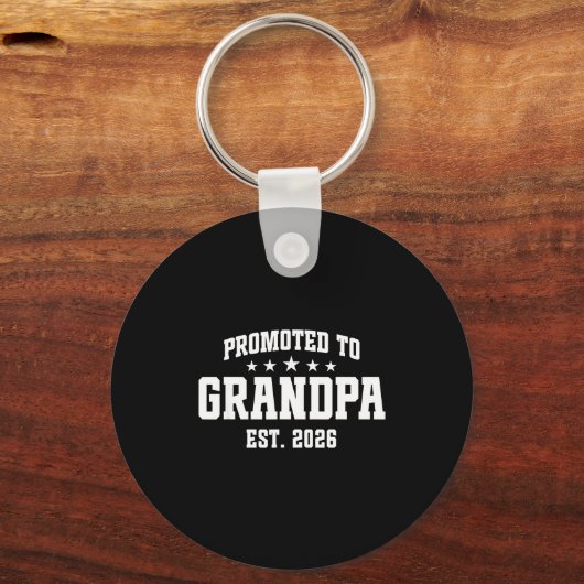 Promoted To Grandpa Est. 2026 Grandparent Baby Ann Sleutelhanger (Voorkant)