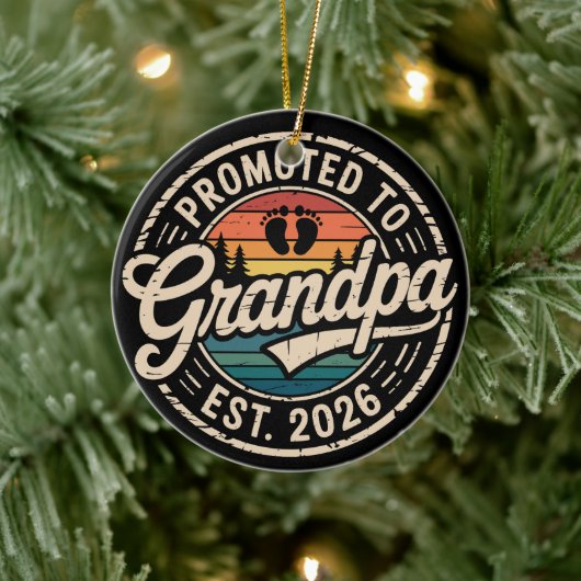 Promoted To Grandpa Est 2026 Pregnancy Retro Keramisch Ornament (Boom)