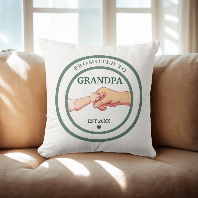 Promoted to Grandpa Est. 20XX Throw Pillow Kussen (Creator heeft geüpload)