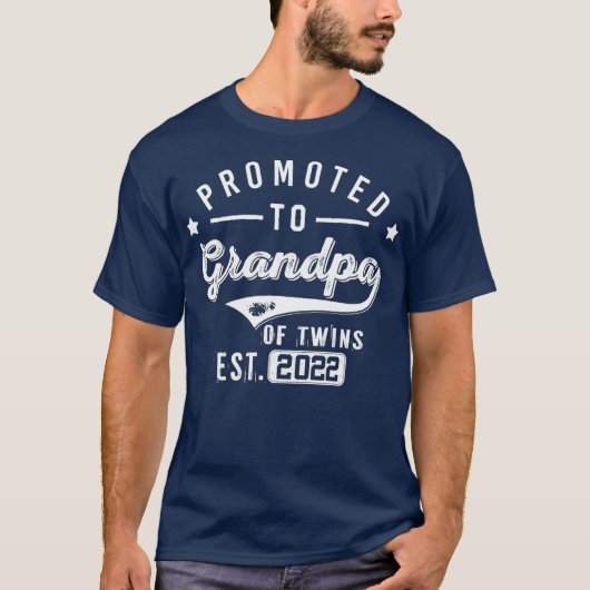 Promoted To Grandpa Of Twins Est 2022 Twin Baby T-shirt (Voorkant)