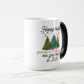 Promoted to Grandparents Christmas tree  Magische Mok (Voorkant rechts)