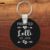 Promoted To Lolli 2026 Lolli Est 2026 Soon To Be L Sleutelhanger (Voorkant)