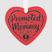 Promoted to Mommy Est. 2026 Ornament (voorkant)