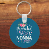 Promoted To Nonna Again Est 2027 Flower Heart  Sleutelhanger (Voorkant)
