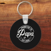 Promoted To Papa Est 2026 New Dad 2026 Soon To Be Sleutelhanger (Voorkant)