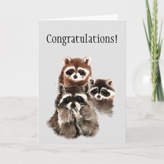 Promotie Gefeliciteerd Raccoons Blowing Kisses Kaart (Voorkant)