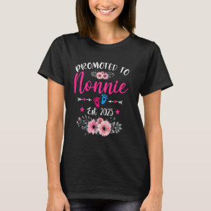 Promotie naar Nonnie Est. 2025 Grappige Bloemrijke T-shirt