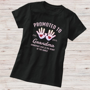 Promotie naar Oma Est. Jaar Baby Handafdrukken T-shirt