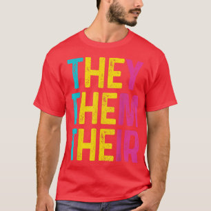 Prondes van de Panseual Pride Flag zetten ze hun L T-shirt