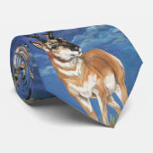 Pronghorn Antelope kijkt Storm Wildlife Art Stropdas (Opgerold)