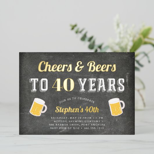 Proost & Bier Mijlpaal Verjaardagsfeestje Folie Uitnodiging (Staand Voorkant)