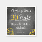 Proost en biertjes 30e mannen mijlpaal verjaardags servet (Voorkant)