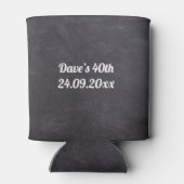 Proost Gepersonaliseerde verjaardag van Chalkboard Blikjeskoeler (Achterkant)