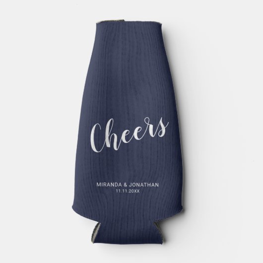 "Proost" Modern Script Navy Blue Flesjeskoeler (Voorkant)