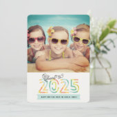 Proost op 2025 Citrus Stripes Happy New Year Foto Feestdagenkaart (Staand voorkant)