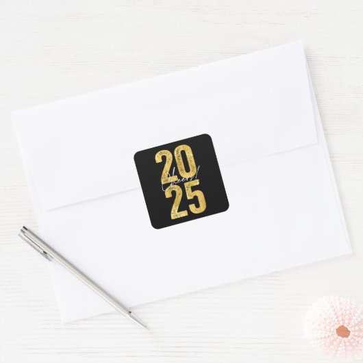 Proost Op 2025 Gouden Typografie Modern Nieuwjaar Vierkante Sticker (Envelop)