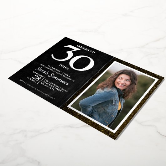 Proost op 30 Jaar Zwart Zilver 30e Verjaardag Folie Uitnodiging (Gedraaid)