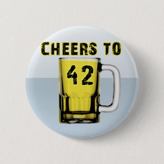 Proost op 42. Verjaardag Ronde Button 5,7 Cm