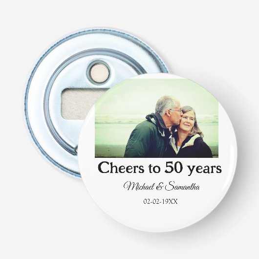 Proost op 50 jaar Jubileum Naam toevoegen Fotodatu Button Flesopener (Voorkant)