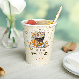 Proost op het nieuwjaarsfeest papieren bekers