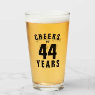 Proost tot 44 jaar! Gelukkig cadeau voor bier op B Glas