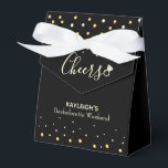 Proost Zwart en Goud Bachelorette Weekend  Bedankdoosjes<br><div class="desc">Deze leuke gouden glitters ontwerp favoriet dozen zijn perfect voor weekend Bachelorette-feestjes. Proost op je vriendinnen met deze op maat gemaakte feestdozen. Vind bijpassende artikelen in mijn winkel.</div>