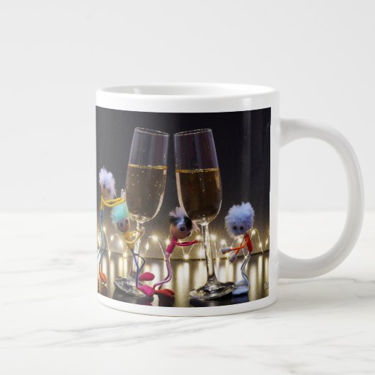 Proostende Fubby's die wat te vieren hebben. Grote Koffiekop (Rechts)