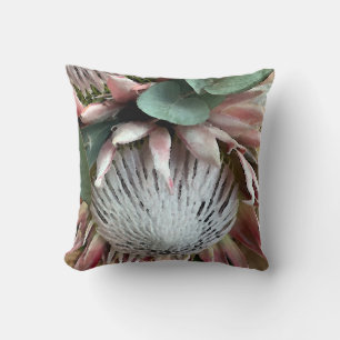 Protea Bouquet II Kussen